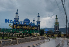 Mihrab Masjid Agung Sultan Abdullah akan Dihiasi Asmaul Husna