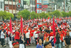 Ribuan Peserta Semarakkan Kirab Bendera Pemprov Bengkulu