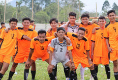 Tim Sepak Bola Dusun Kepahiang Juara III dan IV Turnamen Antar Klub