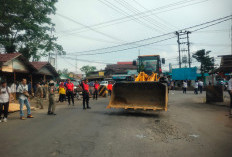 BREAKING NEWS: 1 Unit Buldoser dan 150 Personel Dikerahkan Tertibkan Terminal Kepahiang