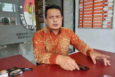 KPU Kepahiang Pastikan Pelipatan dan Penyortiran Surat Suara Selesai pada Minggu Petama 2024