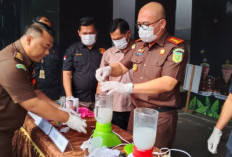 Kejari Rejang Lebong Musnahkan BB 17 Perkara Tindak Pidana Umum