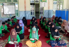 PAI KUA Kabawetan Isi Ramadan dengan Khotmil Qur'an