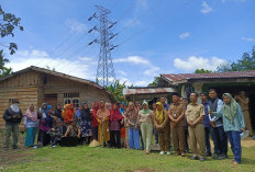 Warga Padang Kuas Tolak Pindah Rumah