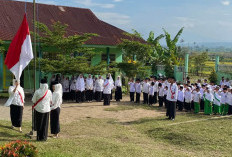 MIS 1 Kepahiang Gelar Upacara Hari Santri Nasional