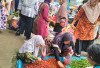 Harga Cabai Merah Naik, Tomat Turun