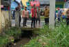 Tinjau Titik Rawan Banjir di Kota Curup, Ini Penekanan Pjs Bupati 