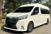 Toyota HiAce Premio Luxury: Varian Premium yang Bikin Perjalanan Makin Nyaman 