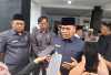 Siapkan Rp15 Miliar, Bupati Azhari Instruksikan BKD Bayar Gaji ke-13 ASN