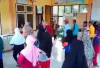  Pemdes Temdak Ajak Lansia Hidup Sehat dengan Senam Bersama 
