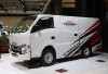 Toyota HiAce atau Isuzu Traga Mana yang Lebih Unggul? Berikut Ulasan Harga hingga Umur Pakai